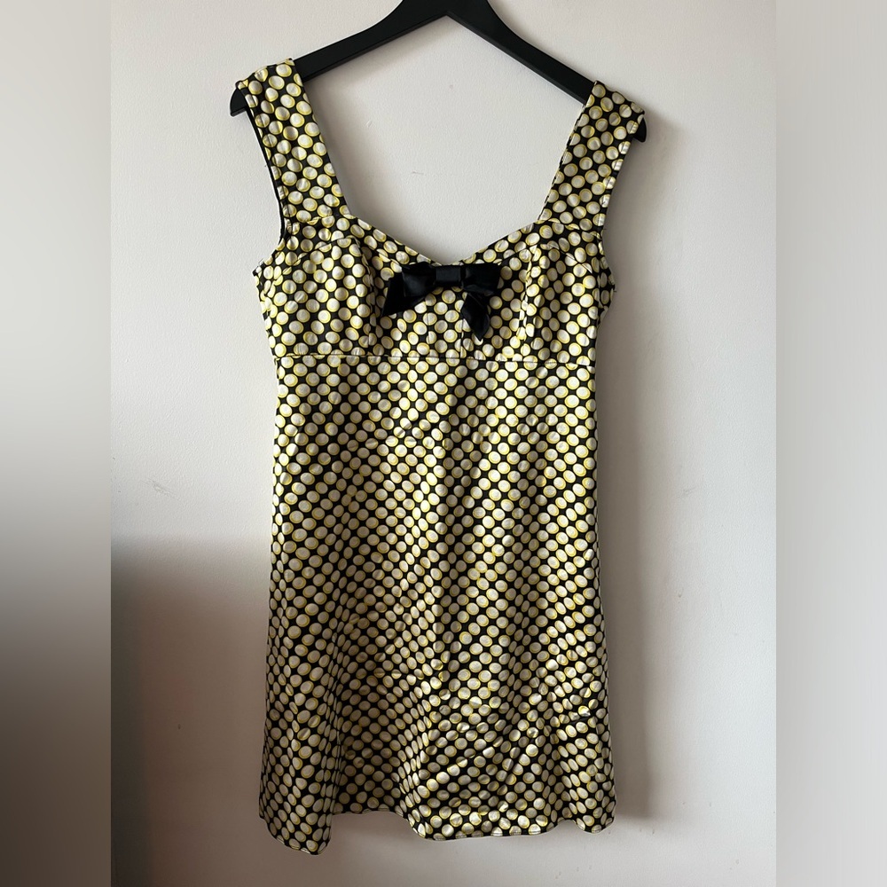 Betsey Johnson 100 % Silk Yellow and Black Polka Dot Dress Size 6